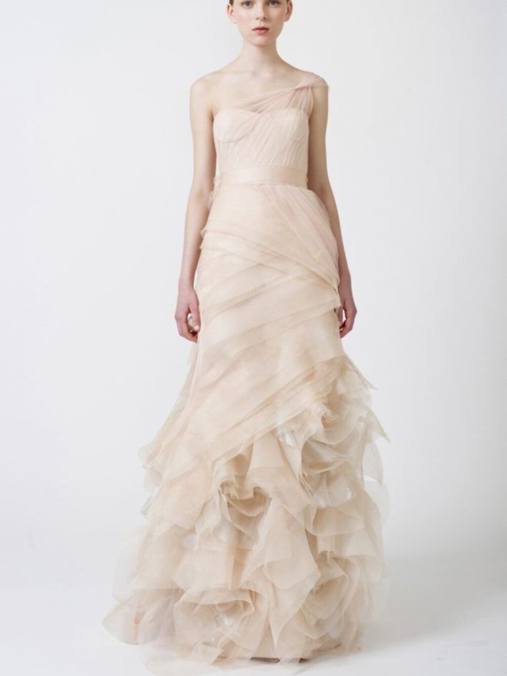 Vera Wang "Farrah" Wedding Dress Size 4 Blush